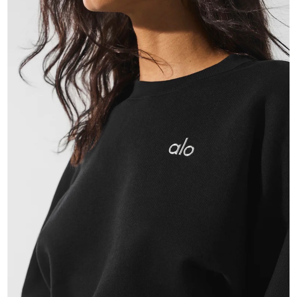 ALO Yoga Cropped Accolade Crewneck